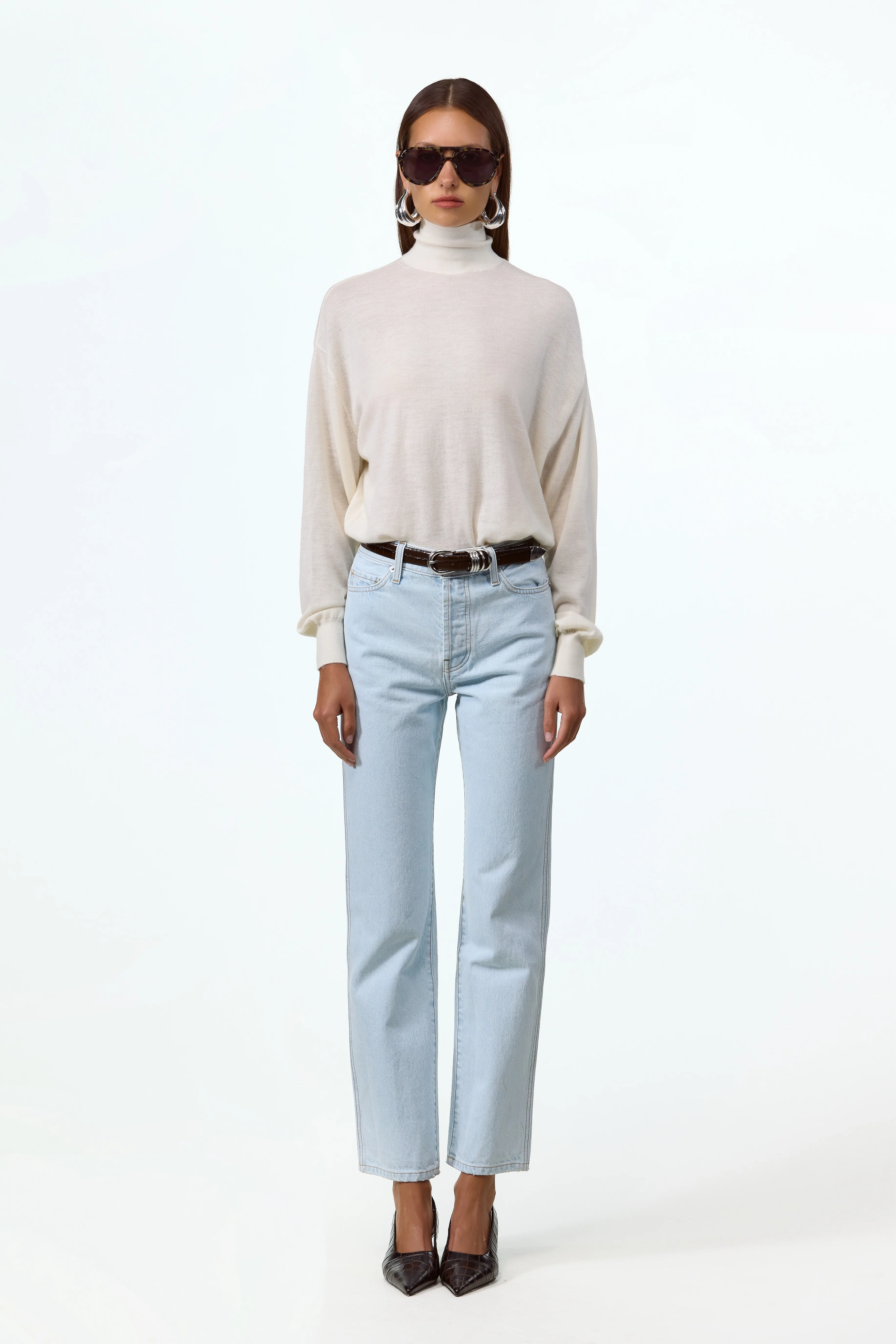 The Straight Ankle Jean (Vintage Light)