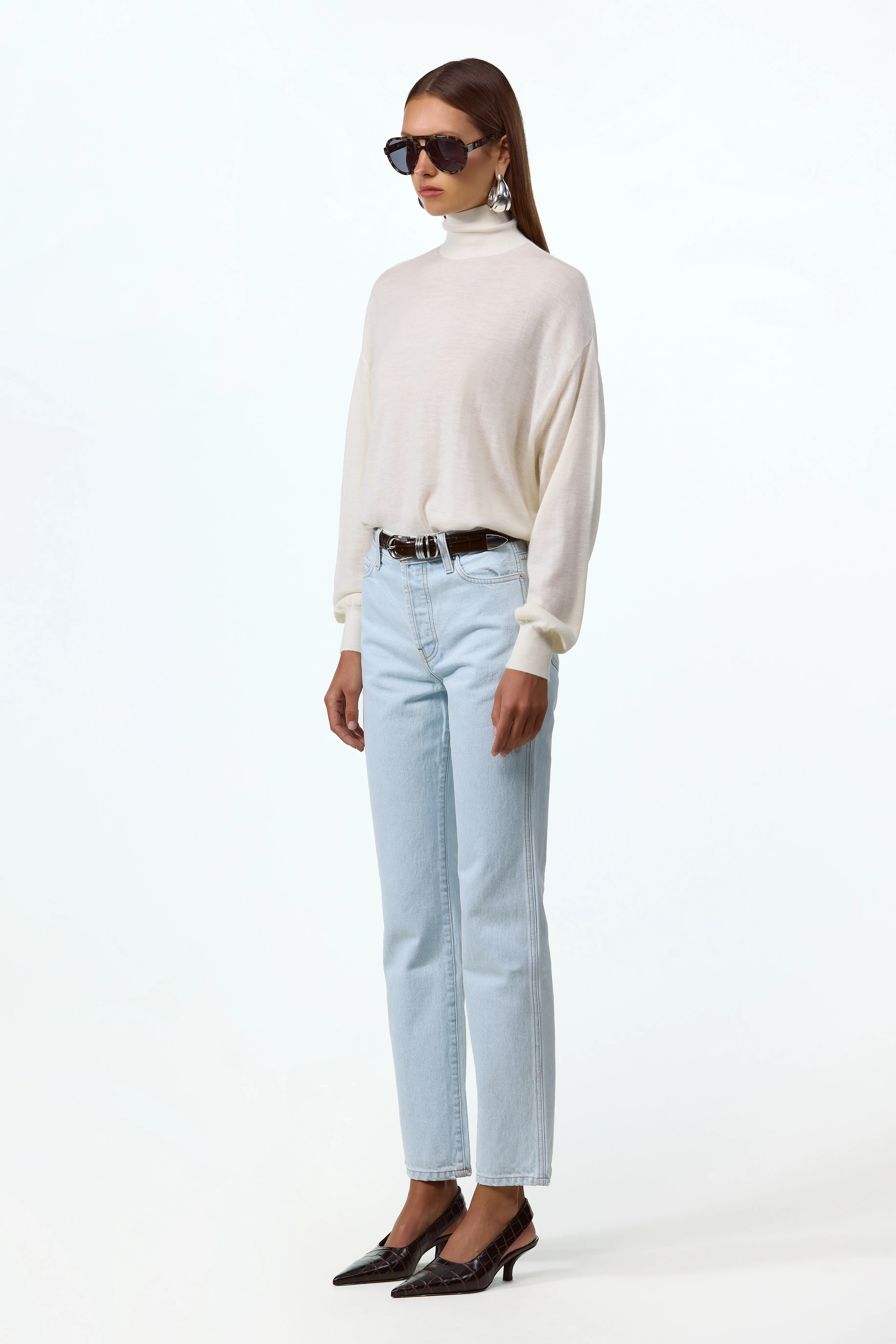 The Straight Ankle Jean (Vintage Light)
