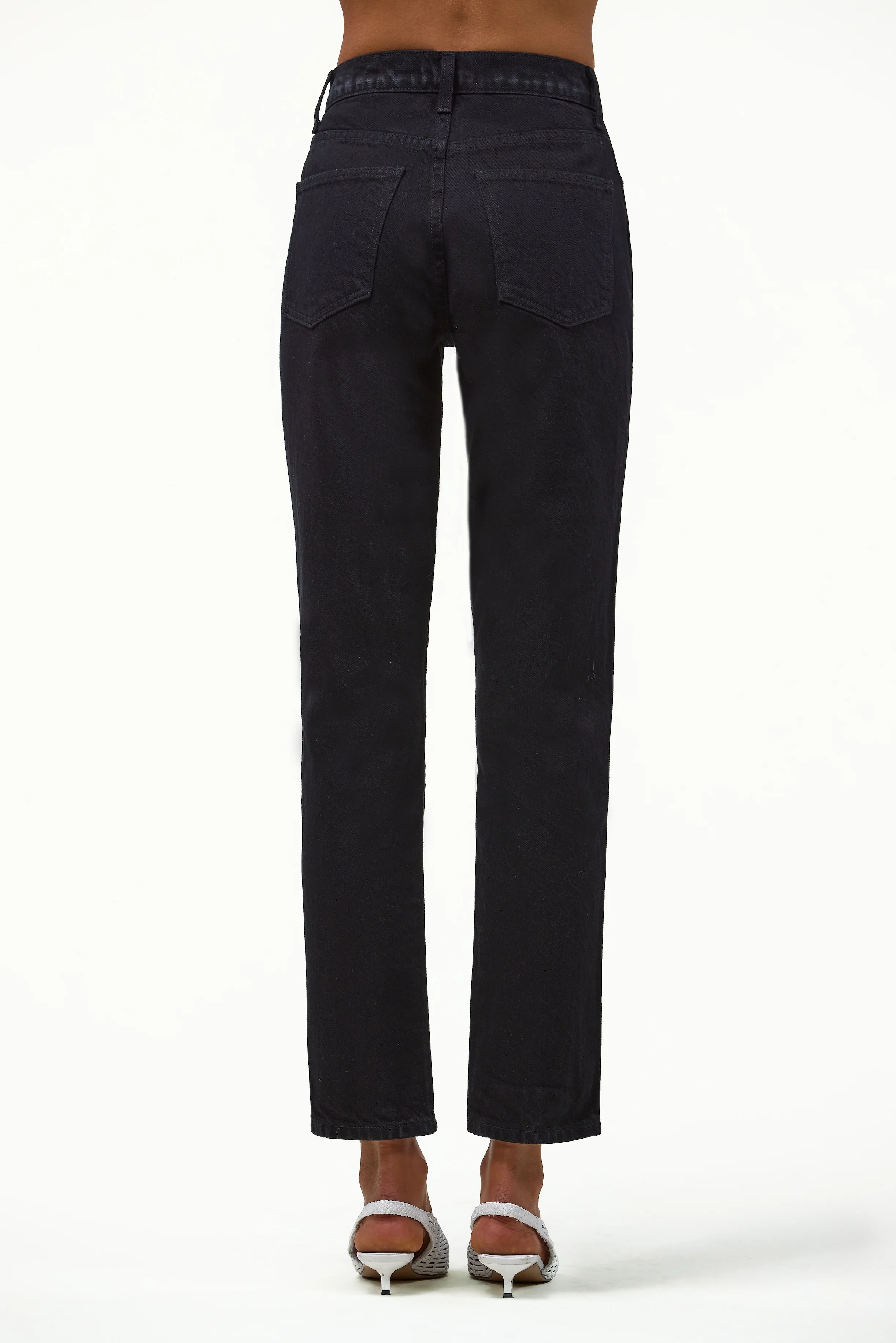 The Skinny Jean (Black) 6 The Skinny Jean (Black)