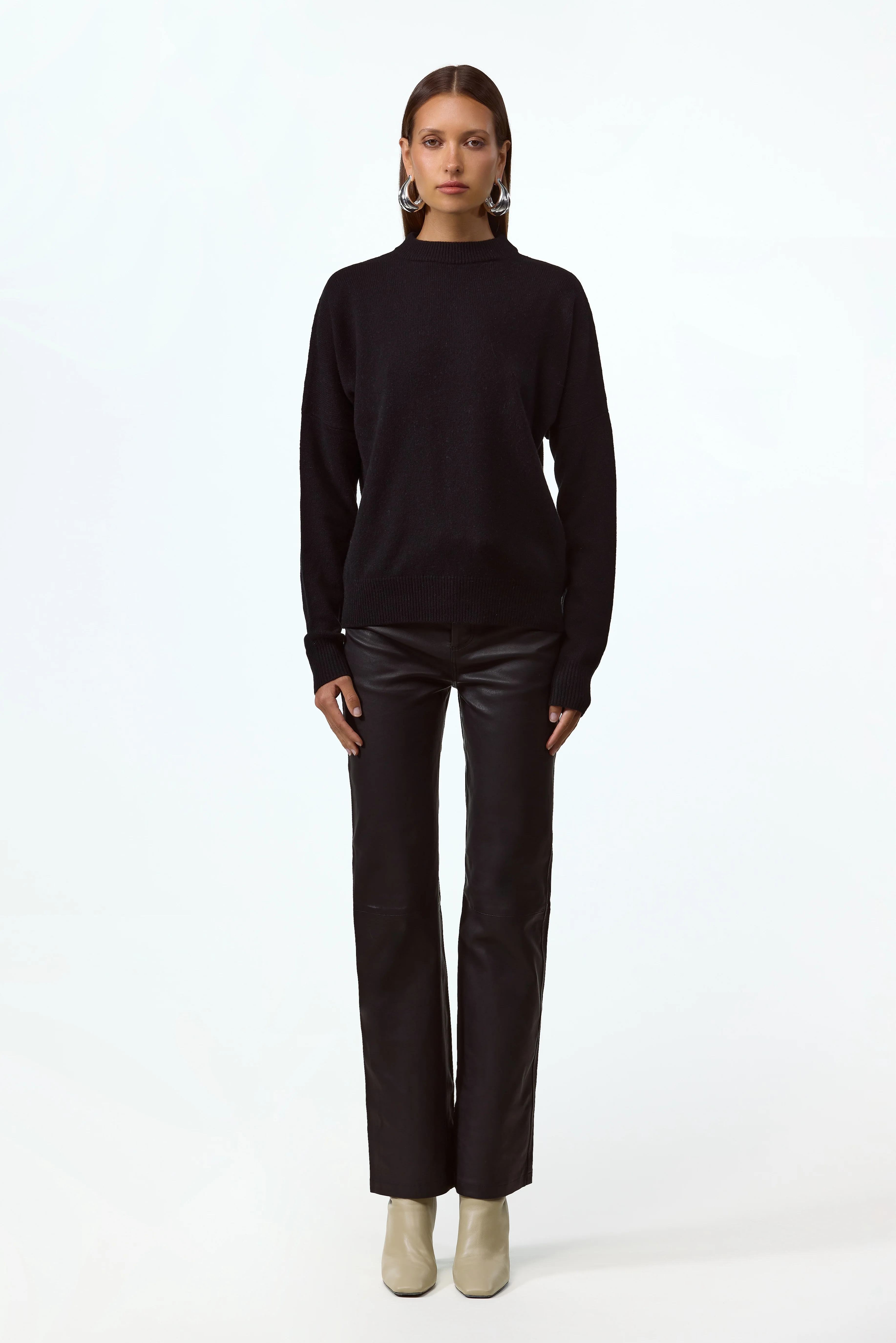 Lightweight Wool Sweater (Black)
