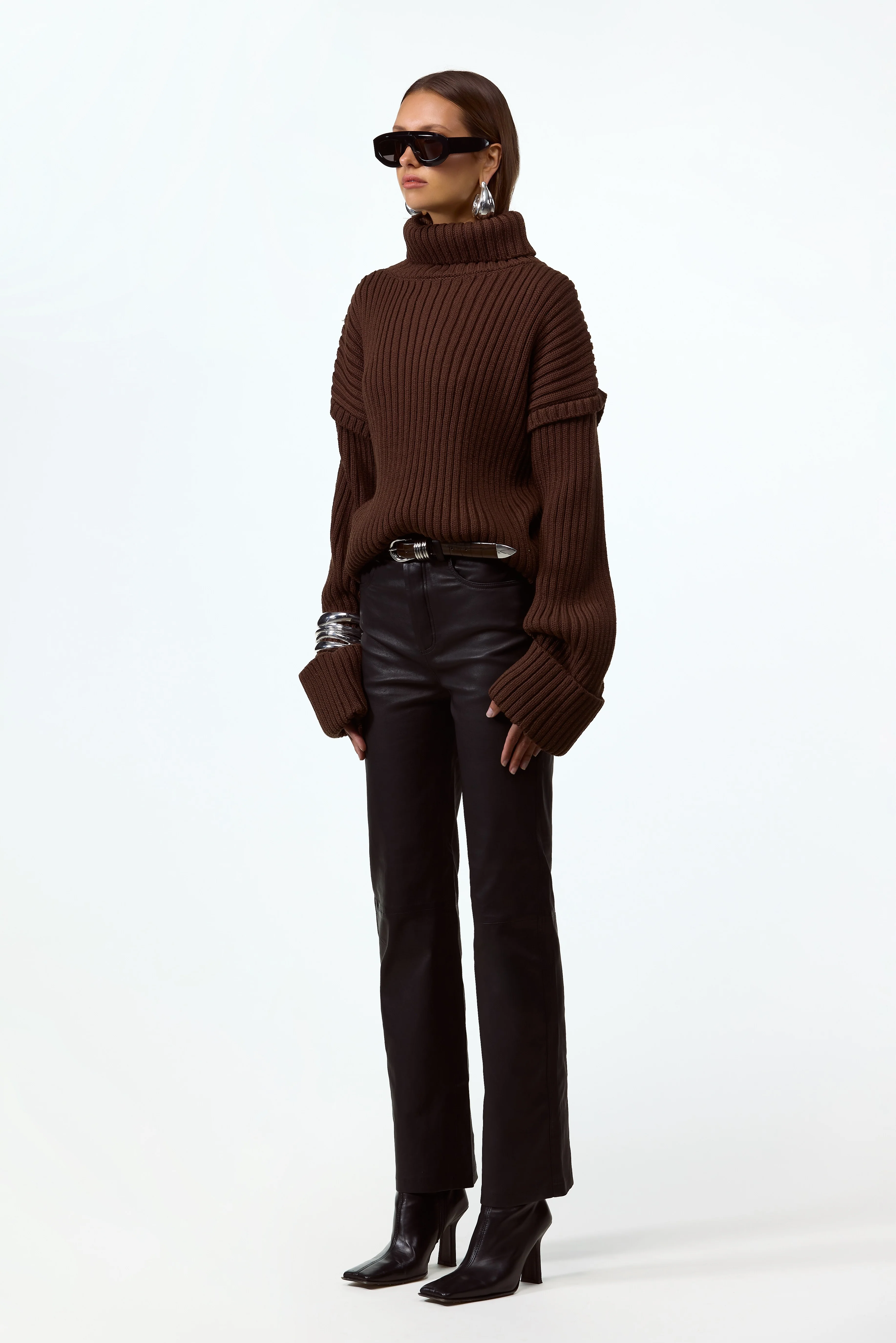 Oversized Ribbed Wool Sweater (Chocolate Brown) 5 Oversized Ribbed Wool Sweater (Chocolate Brown)
